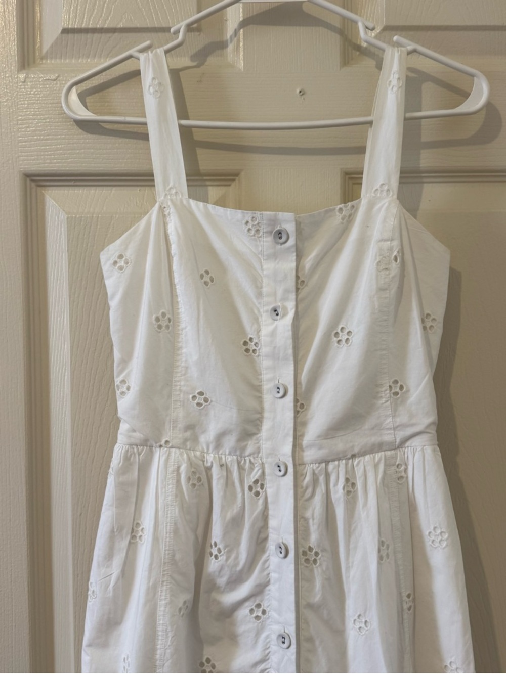 SEA NY White Eyelet Button-Front Sundress Size 0 - Picture 3 of 9